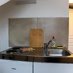 Lyam Apartment *